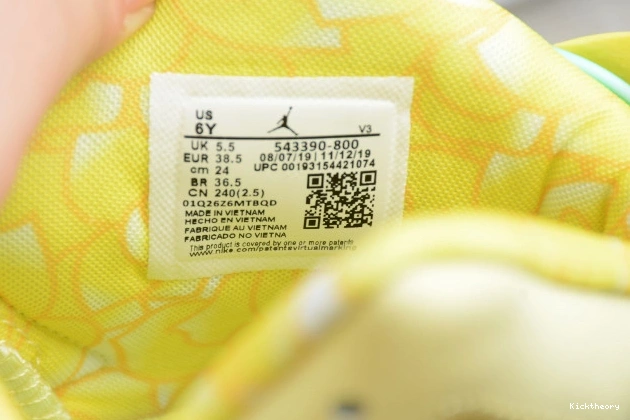 Kick Theory Floral Dynamic Yellow Air Retro Jordan (GS) 6 543390-800 0810
